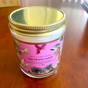 Bath & Body Works Candle